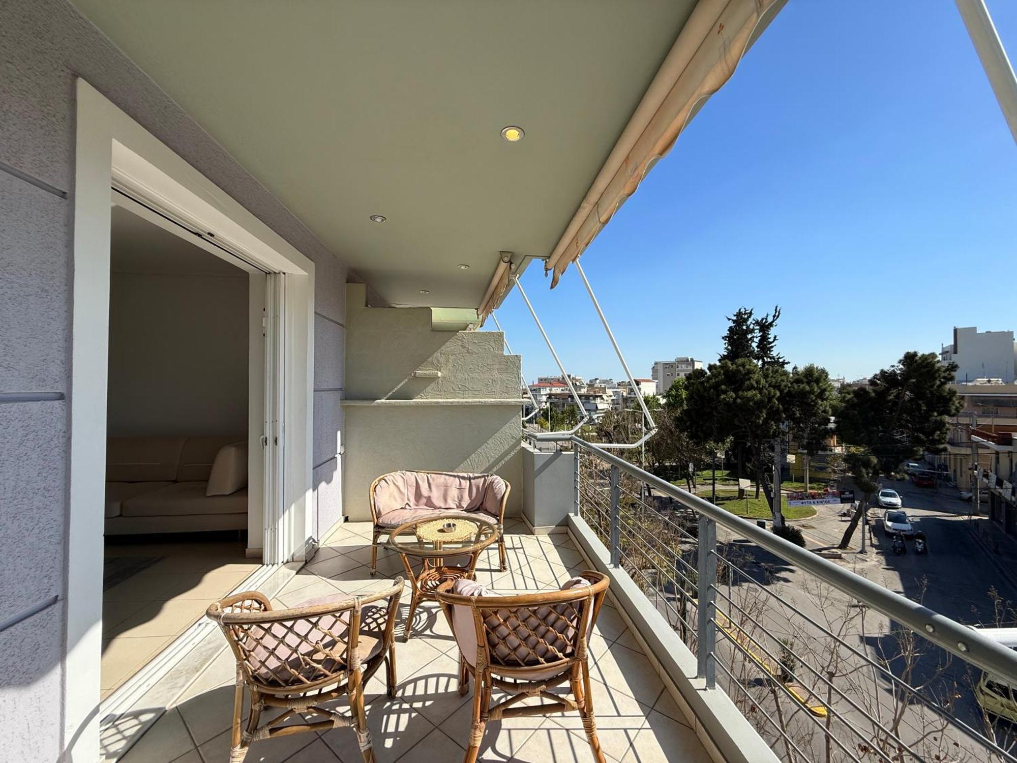 Sunny Home Private Jacuzzi Hydromassage Acropolis & Lycabettus Far View Parking 300M Metro Peristeri Athènes Extérieur photo