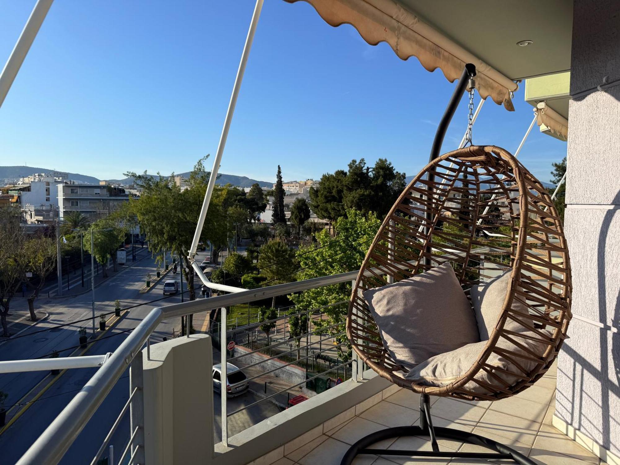 Sunny Home Private Jacuzzi Hydromassage Acropolis & Lycabettus Far View Parking 300M Metro Peristeri Athènes Extérieur photo