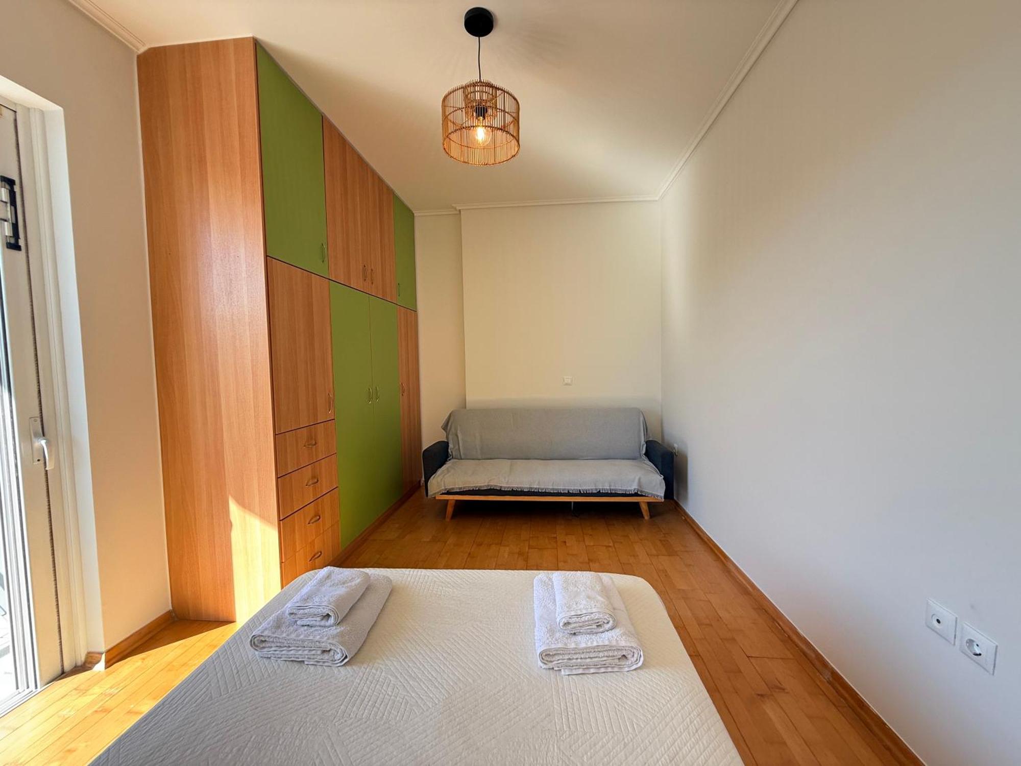 Sunny Home Private Jacuzzi Hydromassage Acropolis & Lycabettus Far View Parking 300M Metro Peristeri Athènes Extérieur photo